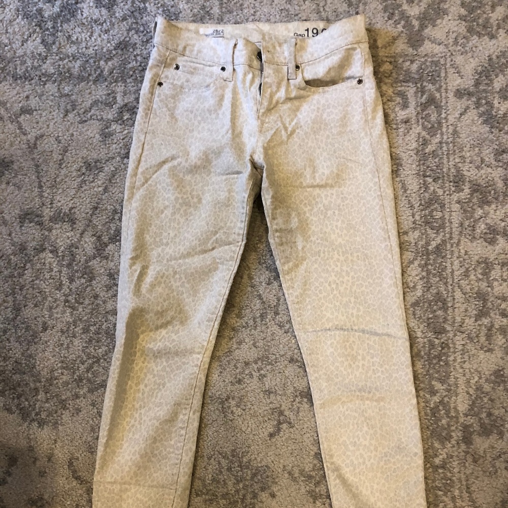 GAP 1969 Skinny Jeans in Cream Faded Leopard Print